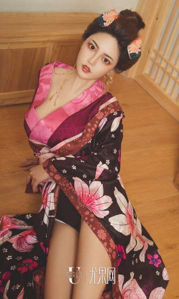 陈果果&孟十朵&球球 - 艺伎回忆录 写真套图