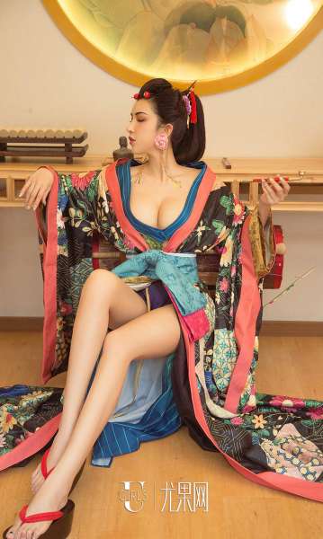 陈果果&孟十朵&球球 - 艺伎回忆录 写真套图