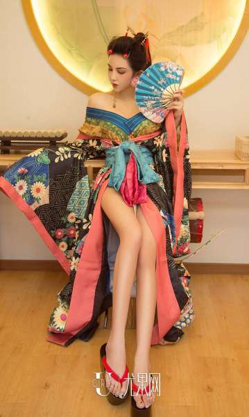 陈果果&孟十朵&球球 - 艺伎回忆录 写真套图