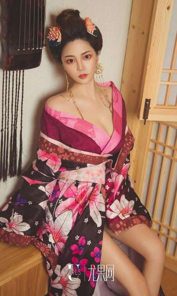 陈果果&孟十朵&球球 - 艺伎回忆录 写真套图