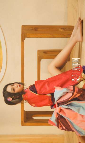 陈果果&孟十朵&球球 - 艺伎回忆录 写真套图