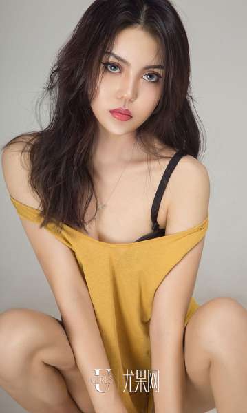 明娜 - 逆光 美女诱惑写真套图