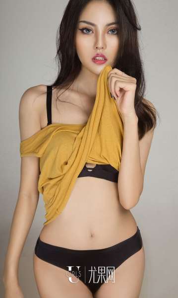 明娜 - 逆光 美女诱惑写真套图