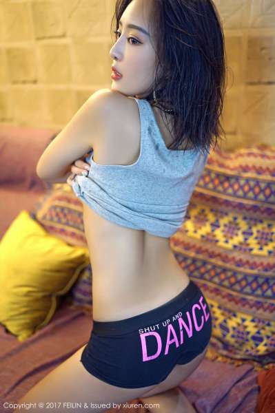 赵艺璇 长腿美女写真图片