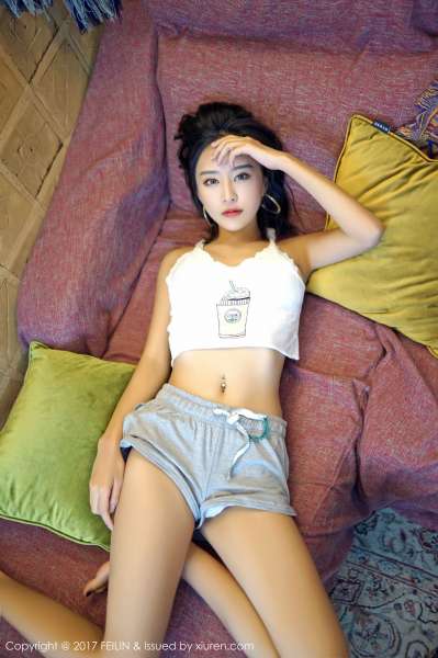 赵艺璇 长腿美女写真图片