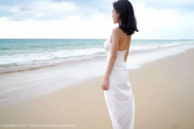 清纯女神@长腿美女施忆佳海边沙滩写真套图