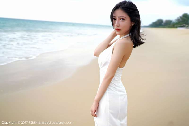 清纯女神@长腿美女施忆佳海边沙滩写真套图