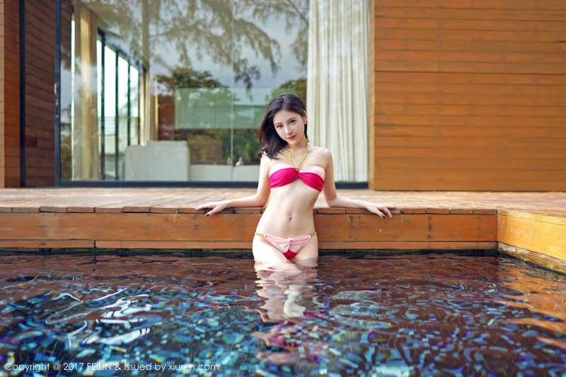 清纯女神@长腿美女施忆佳海边沙滩写真套图