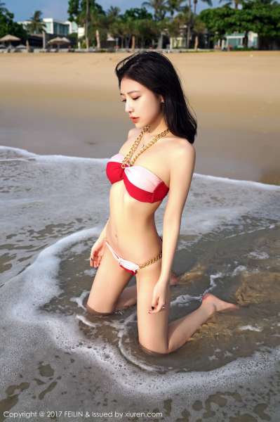 清纯女神@长腿美女施忆佳海边沙滩写真套图