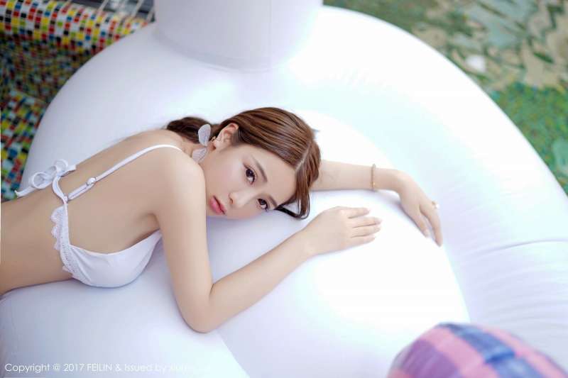 luna张静燕 写真套图