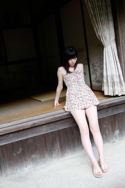 清纯可爱~鈴木愛理 Suzuki Airi 写真集