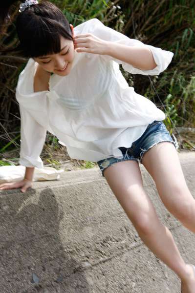 清纯可爱~鈴木愛理 Suzuki Airi 写真集