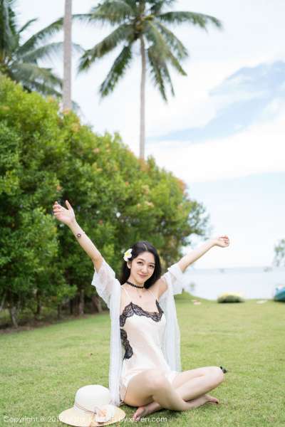 模特@小热巴甲米旅拍第一套写真