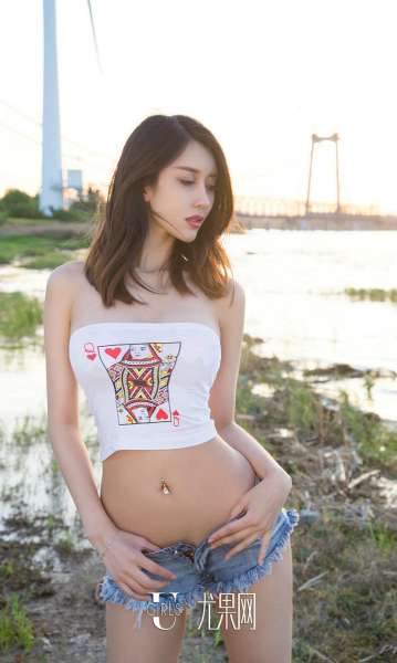 田梓茵 - 漠颜 写真套图