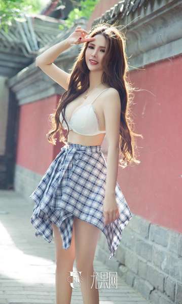 巨乳美女~若彤BOOMBOOM - 彤心90分 写真套图