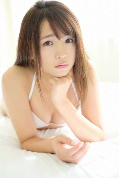 岛国美女~志村理佳 - 天然ピュアホワイトボディ
