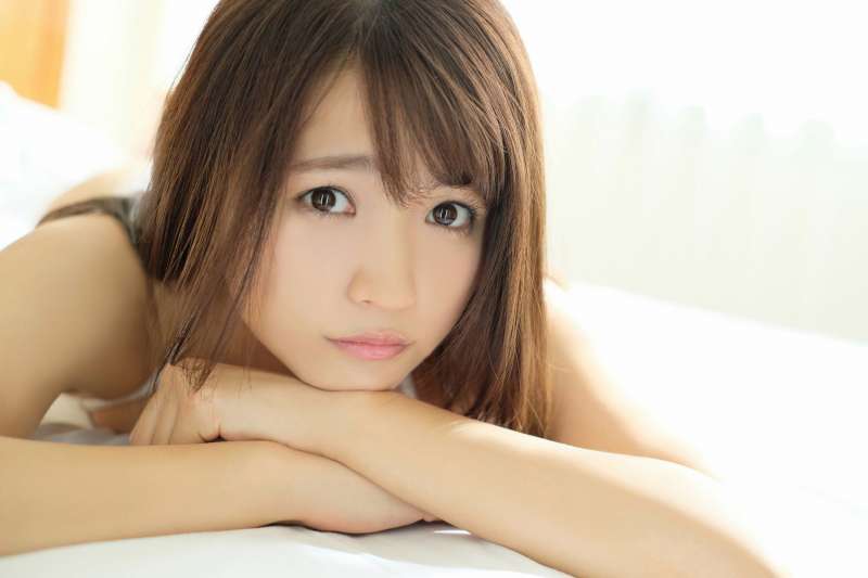 岛国美女~志村理佳 - 天然ピュアホワイトボディ