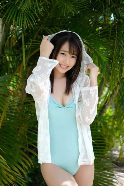 岛国美女~志村理佳 - 天然ピュアホワイトボディ