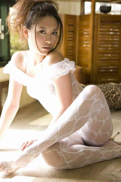矢吹春奈《過敏にSEXY！華麗にBEAUTY！》性感美女写真集