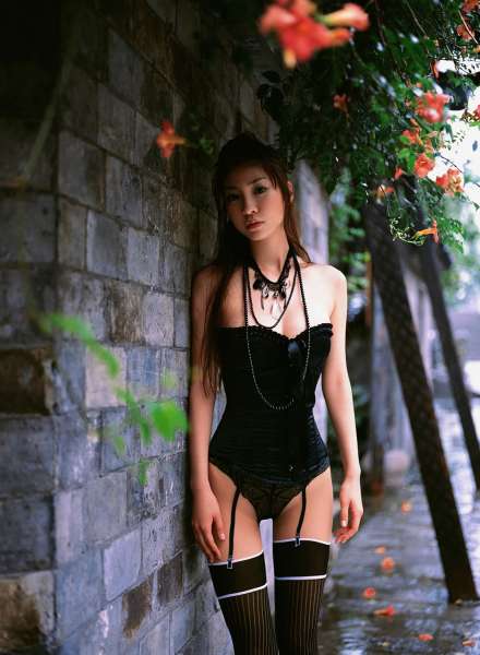 中山惠《女优游戯》女优写真集