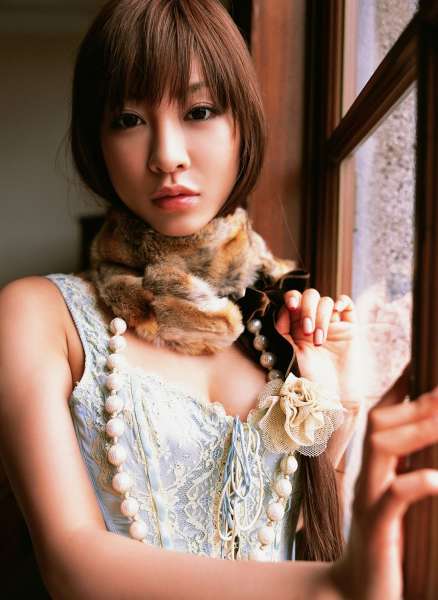 中山惠《女优游戯》女优写真集