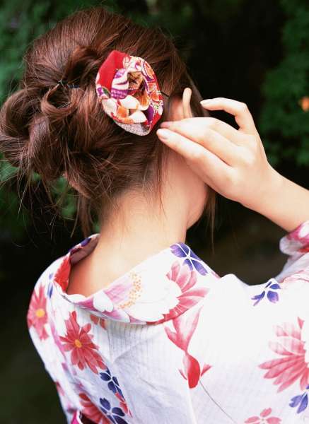 山本梓-清新和服巨乳美女写真集