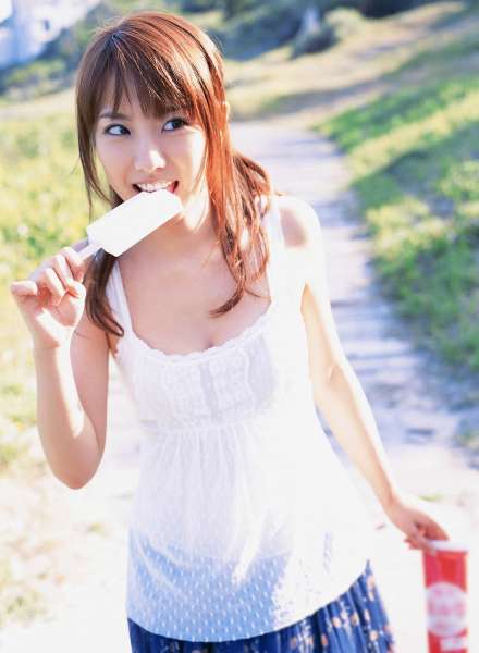 山本梓-清新和服巨乳美女写真集