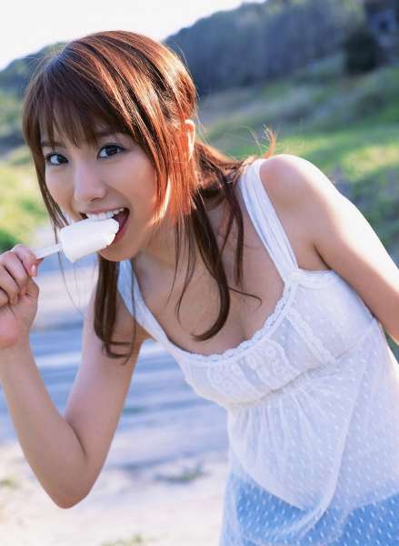 山本梓-清新和服巨乳美女写真集