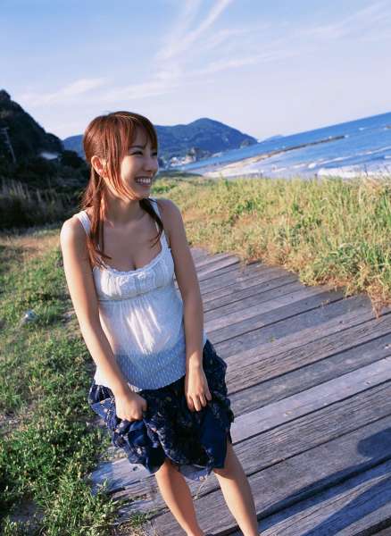 山本梓-清新和服巨乳美女写真集