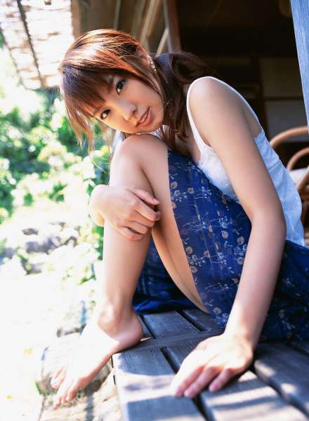 山本梓-清新和服巨乳美女写真集