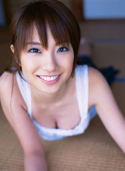 山本梓-清新和服巨乳美女写真集