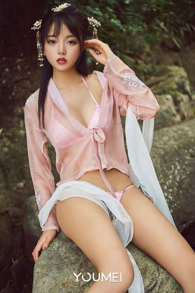 尤美~山中奇遇  写真套图