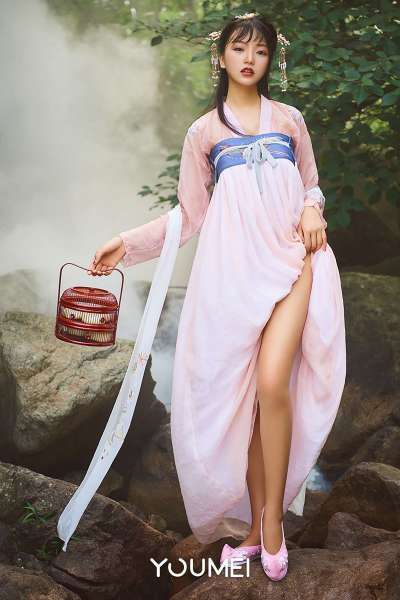 尤美~山中奇遇  写真套图