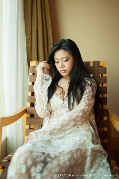 luvian本能《忧伤》写真集
