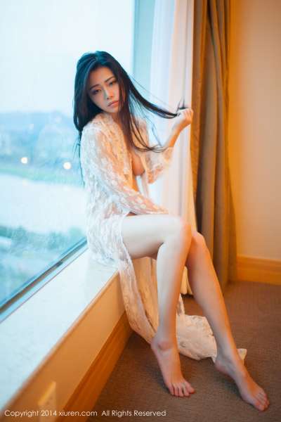 luvian本能《忧伤》写真集