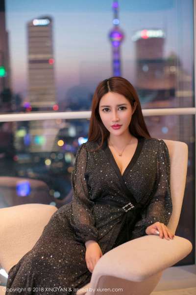 模特liyiyi 首套写真套图