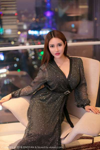 模特liyiyi 首套写真套图