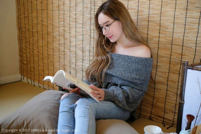 高SIR 性感美女首套写真套图