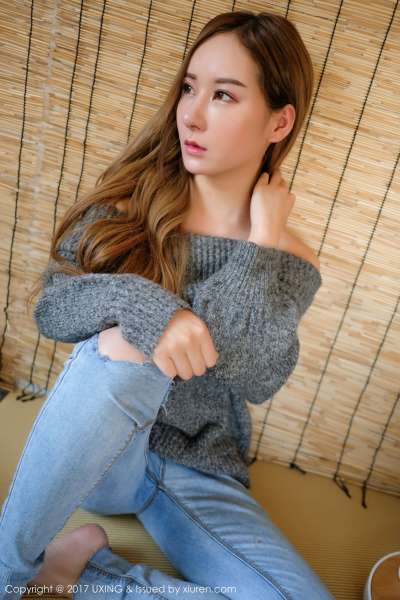 高SIR 性感美女首套写真套图