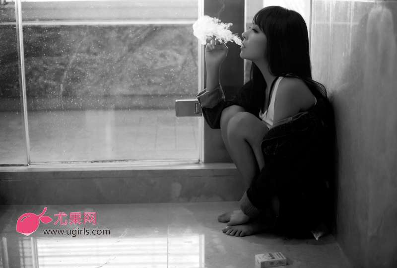 张译文-迷离诱惑的干净纯美人
