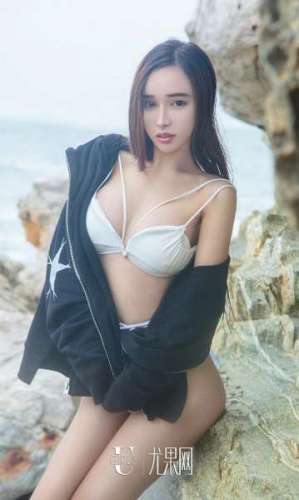 艾小青 - 大海边上的小精灵 写真套图