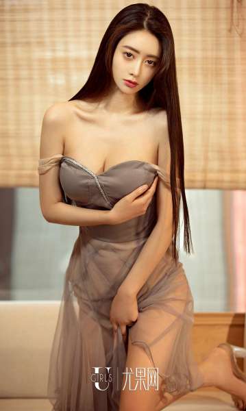 穆菲菲 - 巨乳诱惑闹中取静