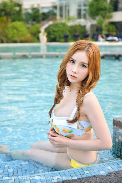 云曼旅拍 于姬Una 第三刊写真套图