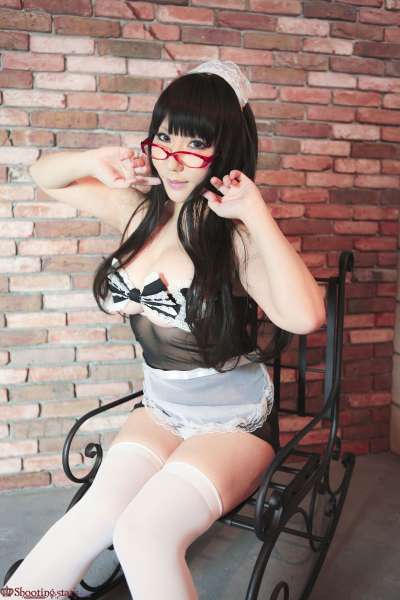 丰胸巨乳女文员诱惑套图