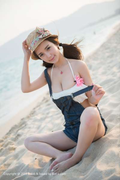 小潘鼠的海边风情 写真套图