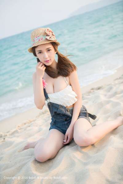 小潘鼠 - 性感美女假日诱惑
