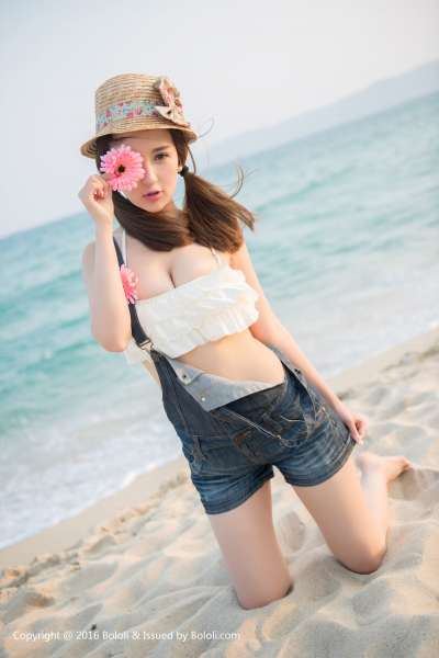 小潘鼠 - 性感美女假日诱惑