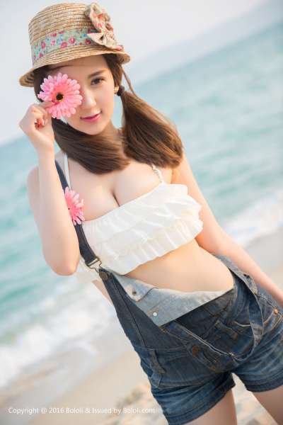小潘鼠 - 性感美女假日诱惑