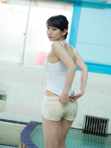 吉冈里帆吉岡里帆 Riho Yoshioka 巨乳诱惑套图
