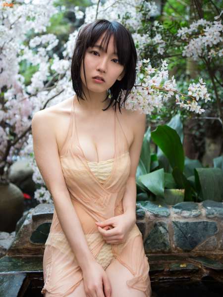 吉冈里帆吉岡里帆 Riho Yoshioka 巨乳诱惑套图